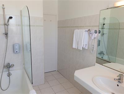 Chambre triple vue mer