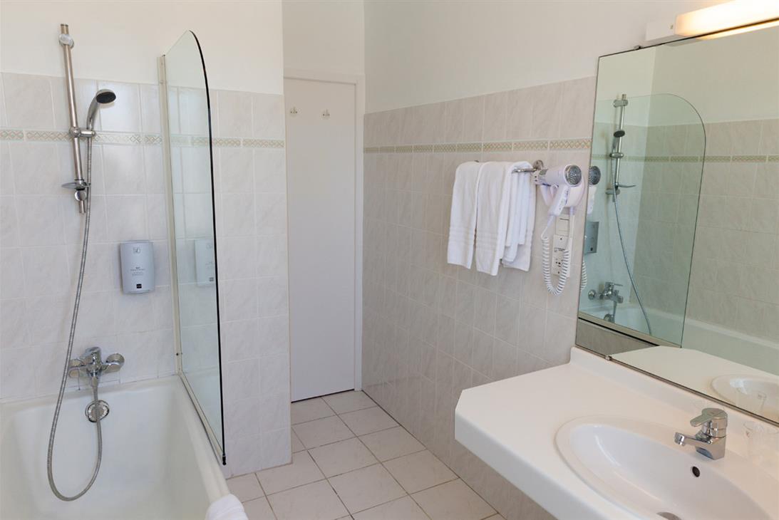 Chambre triple vue mer