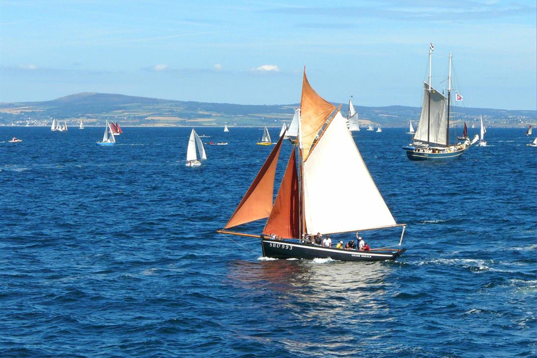 Vue sur la baie de Douarnenez - PIRIOU Jacqueline
