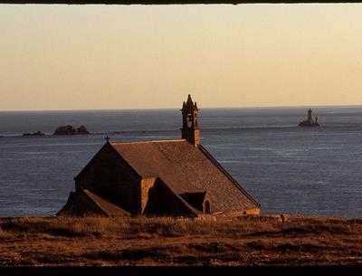 La chapelle de Saint-They sur la Pointe du Van - Kurschner Isabelle